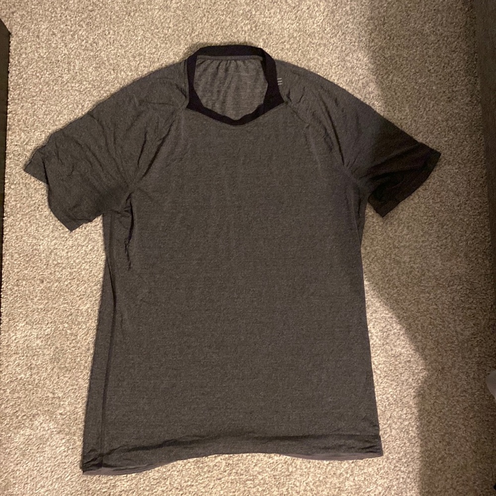 Mens lululemon Shirt XL